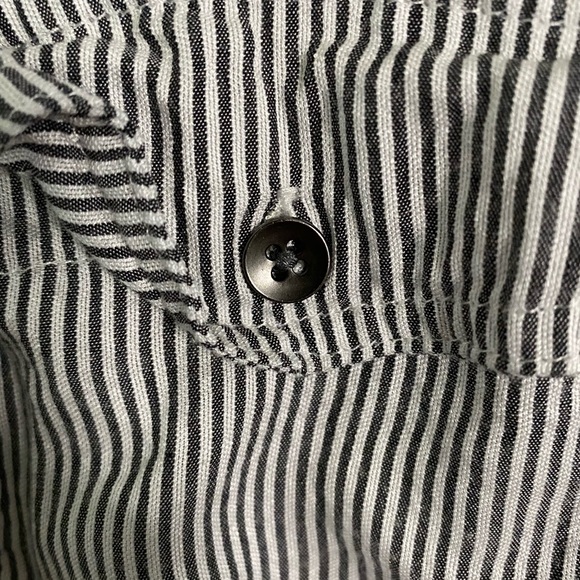 Torrid 4 Lace-Back Top - Picture 8 of 10